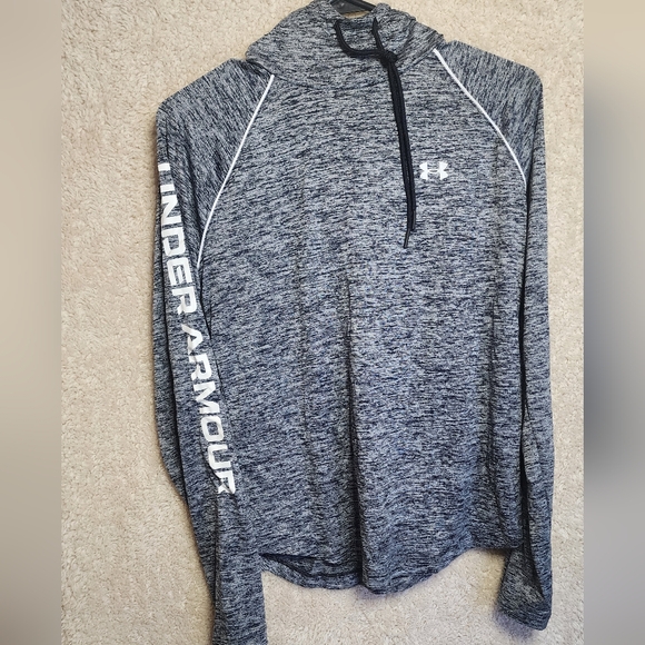 Under Armour Tops - Under Armour Gray Pullover Hoodie